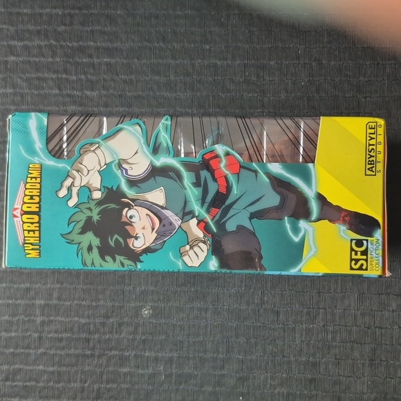 Green Action Figures and Playsets - Picture 7 of 9